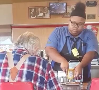 Teen Rewarded for Kindness